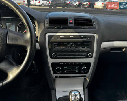 Чорний Шкода Октавія, об'ємом двигуна 1.4 л та пробігом 177 тис. км за 6900 $, фото 8 на Automoto.ua