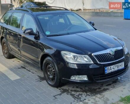 Черный Шкода Октавия, объемом двигателя 1.8 л и пробегом 245 тыс. км за 6000 $, фото 2 на Automoto.ua