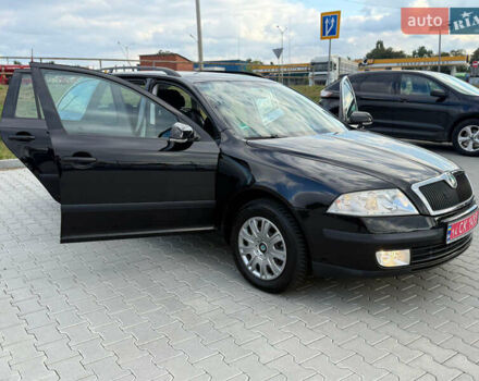 Шкода Октавия 2009 в Виннице на Automoto.ua Черный Шкода Октавия, объемом двигателя 1.6 л и пробегом 172 тыс. км за 7999 $, фото 79 на Automoto.ua