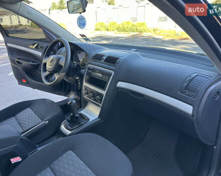 Чорний Шкода Октавія, об'ємом двигуна 1.6 л та пробігом 145 тис. км за 8599 $, фото 63 на Automoto.ua