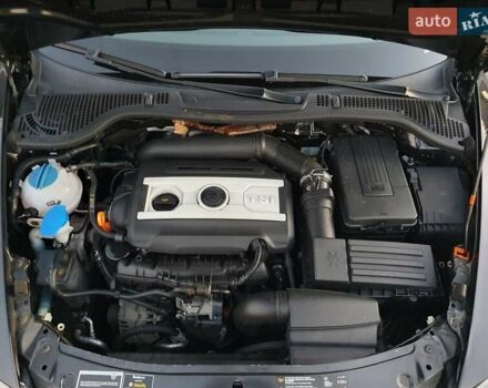 Черный Шкода Октавия, объемом двигателя 1.8 л и пробегом 245 тыс. км за 7350 $, фото 23 на Automoto.ua