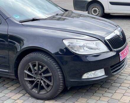 Черный Шкода Октавия, объемом двигателя 2 л и пробегом 300 тыс. км за 8500 $, фото 3 на Automoto.ua