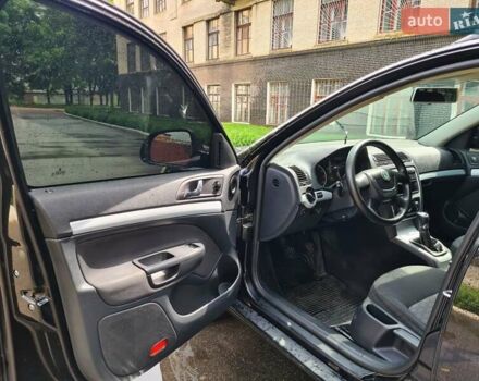 Черный Шкода Октавия, объемом двигателя 1.6 л и пробегом 287 тыс. км за 7400 $, фото 8 на Automoto.ua