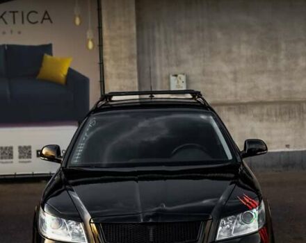 Черный Шкода Октавия, объемом двигателя 1.8 л и пробегом 234 тыс. км за 8000 $, фото 4 на Automoto.ua