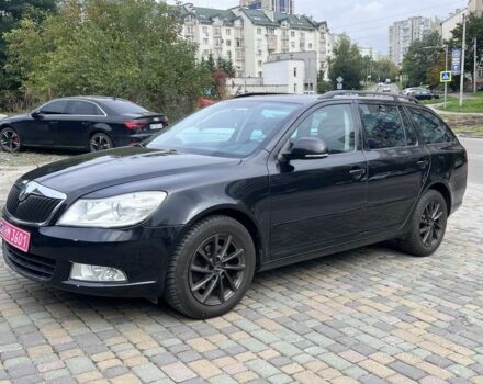 Черный Шкода Октавия, объемом двигателя 2 л и пробегом 300 тыс. км за 8500 $, фото 1 на Automoto.ua