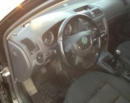 Черный Шкода Октавия, объемом двигателя 0 л и пробегом 283 тыс. км за 6999 $, фото 4 на Automoto.ua