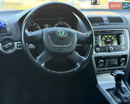 Черный Шкода Октавия, объемом двигателя 1.8 л и пробегом 270 тыс. км за 6550 $, фото 35 на Automoto.ua