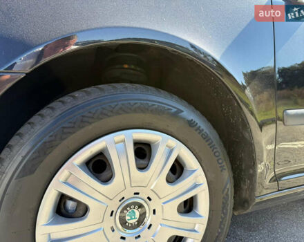 Шкода Октавия 2009 в Виннице на Automoto.ua Черный Шкода Октавия, объемом двигателя 1.6 л и пробегом 172 тыс. км за 7999 $, фото 6 на Automoto.ua