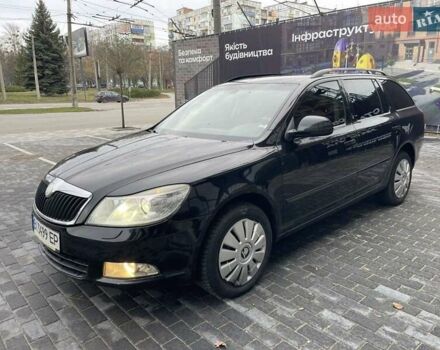 Черный Шкода Октавия, объемом двигателя 1.8 л и пробегом 230 тыс. км за 6300 $, фото 3 на Automoto.ua
