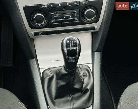 Черный Шкода Октавия, объемом двигателя 1.8 л и пробегом 223 тыс. км за 8999 $, фото 22 на Automoto.ua