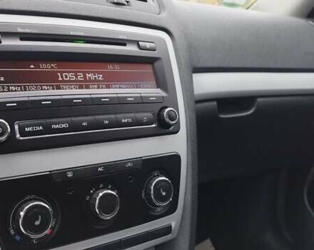 Чорний Шкода Октавія, об'ємом двигуна 1.6 л та пробігом 209 тис. км за 8299 $, фото 37 на Automoto.ua
