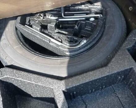 Черный Шкода Октавия, объемом двигателя 1.6 л и пробегом 273 тыс. км за 5600 $, фото 1 на Automoto.ua