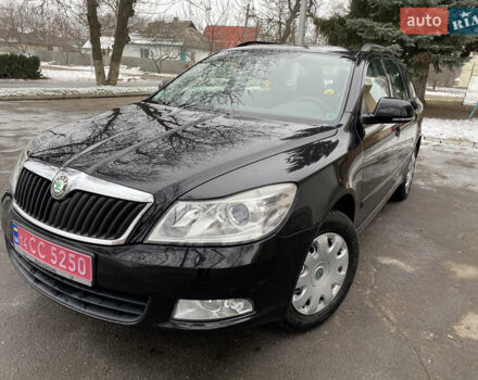 Черный Шкода Октавия, объемом двигателя 1.6 л и пробегом 215 тыс. км за 7600 $, фото 2 на Automoto.ua