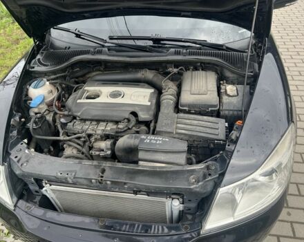 Черный Шкода Октавия, объемом двигателя 1.8 л и пробегом 266 тыс. км за 5500 $, фото 2 на Automoto.ua