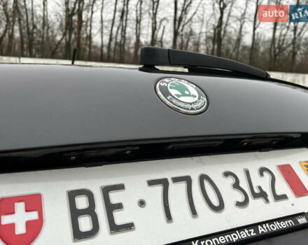 Черный Шкода Октавия, объемом двигателя 2 л и пробегом 229 тыс. км за 11650 $, фото 40 на Automoto.ua