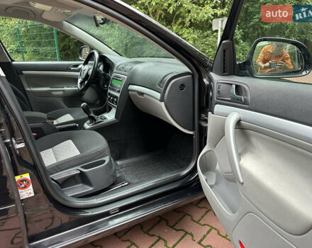 Черный Шкода Октавия, объемом двигателя 1.6 л и пробегом 224 тыс. км за 7500 $, фото 33 на Automoto.ua