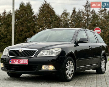 Черный Шкода Октавия, объемом двигателя 1.6 л и пробегом 202 тыс. км за 7650 $, фото 7 на Automoto.ua