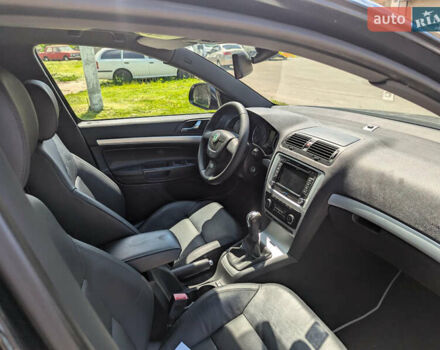 Черный Шкода Октавия, объемом двигателя 1.98 л и пробегом 176 тыс. км за 12400 $, фото 21 на Automoto.ua