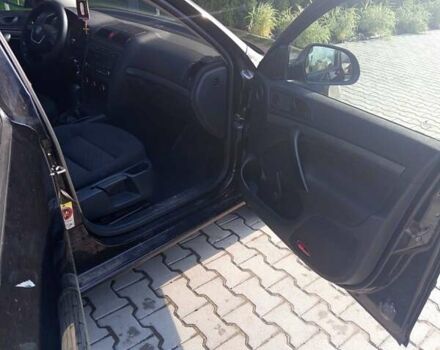 Черный Шкода Октавия, объемом двигателя 1.6 л и пробегом 298 тыс. км за 6500 $, фото 12 на Automoto.ua