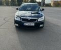 Черный Шкода Октавия, объемом двигателя 1.6 л и пробегом 262 тыс. км за 7500 $, фото 1 на Automoto.ua