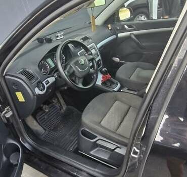 Шкода Октавия 2010 в Ковель на Automoto.ua Черный Шкода Октавия, объемом двигателя 1.6 л и пробегом 300 тыс. км за 6950 $, фото 7 на Automoto.ua