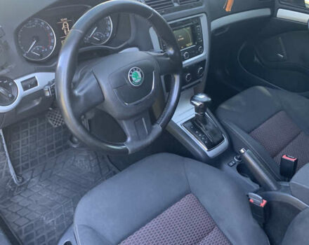 Чорний Шкода Октавія, об'ємом двигуна 1.99 л та пробігом 252 тис. км за 8100 $, фото 6 на Automoto.ua