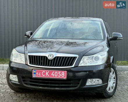 Черный Шкода Октавия, объемом двигателя 1.6 л и пробегом 202 тыс. км за 7490 $, фото 5 на Automoto.ua