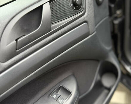 Черный Шкода Октавия, объемом двигателя 1.6 л и пробегом 157 тыс. км за 9000 $, фото 15 на Automoto.ua