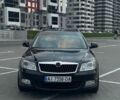 Черный Шкода Октавия, объемом двигателя 1.8 л и пробегом 300 тыс. км за 6200 $, фото 1 на Automoto.ua