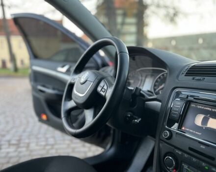 Чорний Шкода Октавія, об'ємом двигуна 1.6 л та пробігом 260 тис. км за 6700 $, фото 14 на Automoto.ua