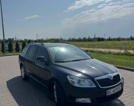 Черный Шкода Октавия, объемом двигателя 1.8 л и пробегом 236 тыс. км за 8800 $, фото 4 на Automoto.ua