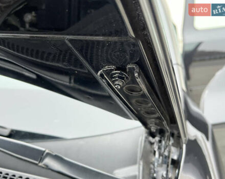 Черный Шкода Октавия, объемом двигателя 2 л и пробегом 229 тыс. км за 11650 $, фото 114 на Automoto.ua