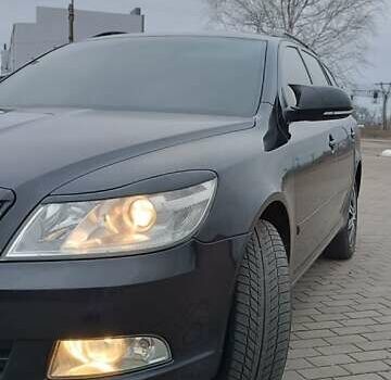 Черный Шкода Октавия, объемом двигателя 1.6 л и пробегом 390 тыс. км за 7250 $, фото 4 на Automoto.ua