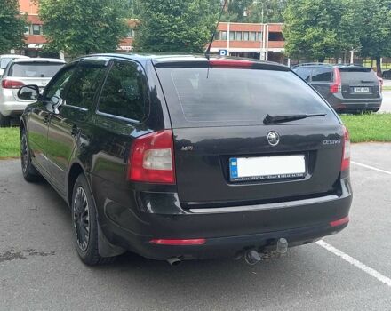 Чорний Шкода Октавія, об'ємом двигуна 1.6 л та пробігом 320 тис. км за 8000 $, фото 6 на Automoto.ua