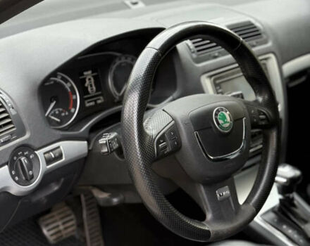 Шкода Октавия 2010 в Кривом Роге на Automoto.ua Черный Шкода Октавия, объемом двигателя 1.98 л и пробегом 201 тыс. км за 12000 $, фото 14 на Automoto.ua