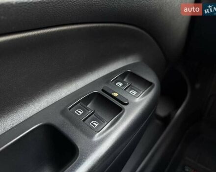 Черный Шкода Октавия, объемом двигателя 1.4 л и пробегом 275 тыс. км за 8990 $, фото 15 на Automoto.ua