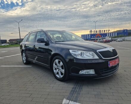 Шкода Октавия 2010 в Белой Церкве на Automoto.ua Черный Шкода Октавия, объемом двигателя 1.4 л и пробегом 231 тыс. км за 7400 $, фото 2 на Automoto.ua