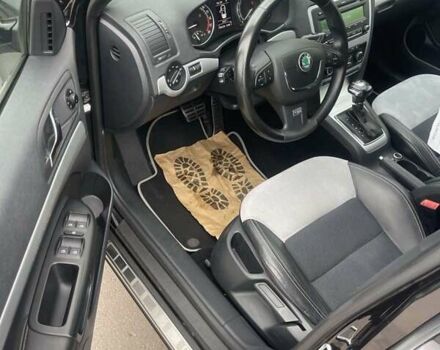 Чорний Шкода Октавія, об'ємом двигуна 1.97 л та пробігом 307 тис. км за 10500 $, фото 5 на Automoto.ua