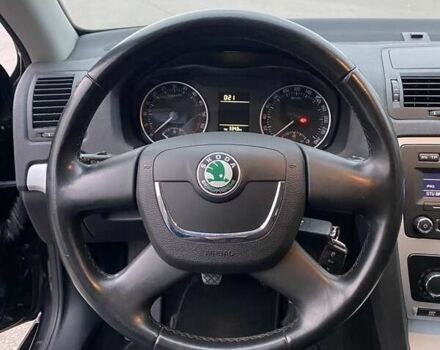 Чорний Шкода Октавія, об'ємом двигуна 1.6 л та пробігом 231 тис. км за 8500 $, фото 11 на Automoto.ua