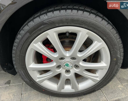 Черный Шкода Октавия, объемом двигателя 2 л и пробегом 265 тыс. км за 11950 $, фото 126 на Automoto.ua