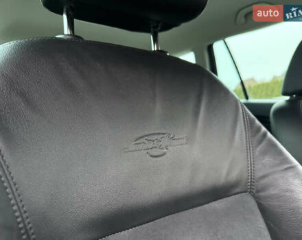 Черный Шкода Октавия, объемом двигателя 1.6 л и пробегом 228 тыс. км за 9999 $, фото 30 на Automoto.ua