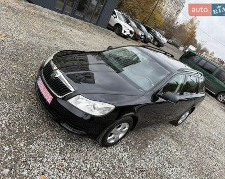 Черный Шкода Октавия, объемом двигателя 0 л и пробегом 167 тыс. км за 8100 $, фото 1 на Automoto.ua