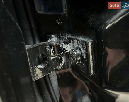 Черный Шкода Октавия, объемом двигателя 2 л и пробегом 229 тыс. км за 11650 $, фото 131 на Automoto.ua