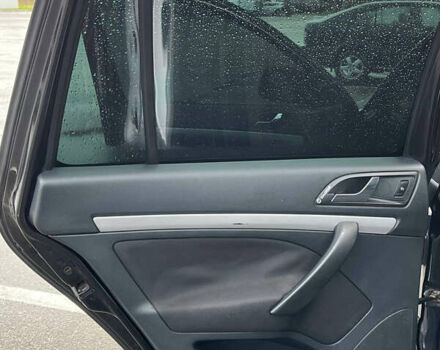 Черный Шкода Октавия, объемом двигателя 1.8 л и пробегом 260 тыс. км за 7300 $, фото 12 на Automoto.ua