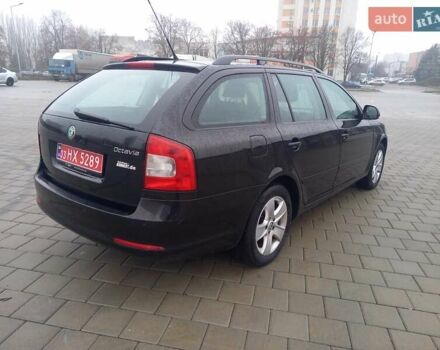 Черный Шкода Октавия, объемом двигателя 1.2 л и пробегом 186 тыс. км за 5950 $, фото 3 на Automoto.ua