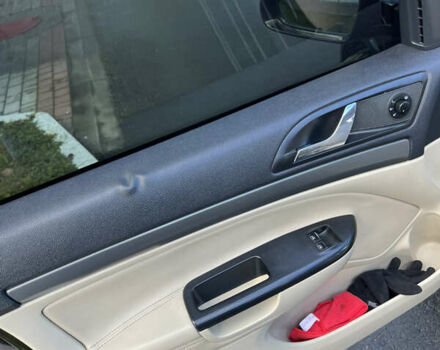 Чорний Шкода Октавія, об'ємом двигуна 1.6 л та пробігом 276 тис. км за 9300 $, фото 9 на Automoto.ua