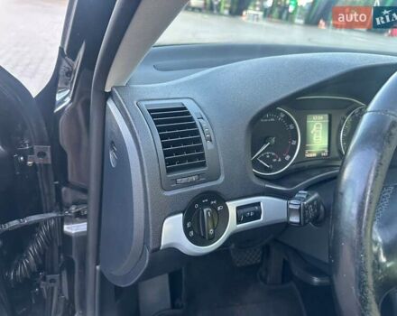 Черный Шкода Октавия, объемом двигателя 1.8 л и пробегом 242 тыс. км за 7700 $, фото 8 на Automoto.ua