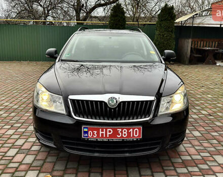 Чорний Шкода Октавія, об'ємом двигуна 1.6 л та пробігом 114 тис. км за 8299 $, фото 1 на Automoto.ua