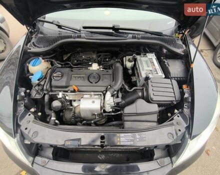 Черный Шкода Октавия, объемом двигателя 1.4 л и пробегом 215 тыс. км за 7300 $, фото 1 на Automoto.ua