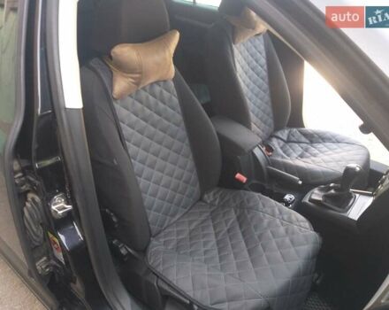 Черный Шкода Октавия, объемом двигателя 1.6 л и пробегом 317 тыс. км за 7500 $, фото 3 на Automoto.ua